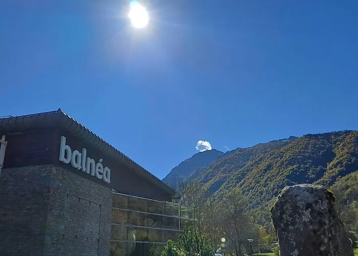 Maison 6 Personnes A Armenteule Avec Wifi Et Animaux Bienvenus - Fr-1-695-99